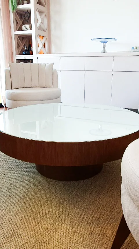 Foto de Mesa redonda de centro planejada